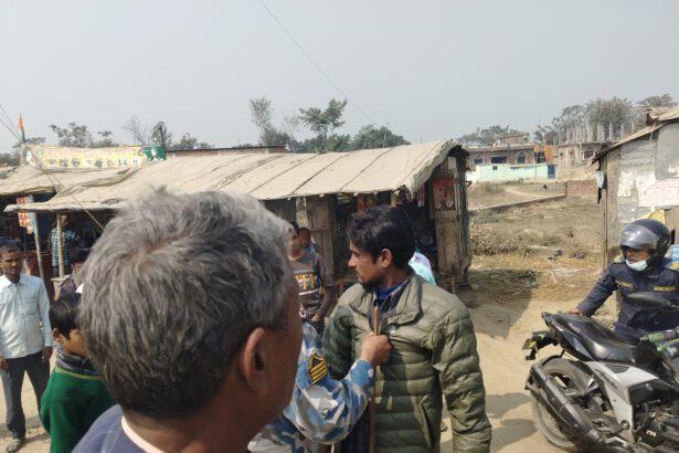 मटिअर्वाबाट बालक चोरेर लग्दै गरेको भारतिय नागरीक पक्राउ